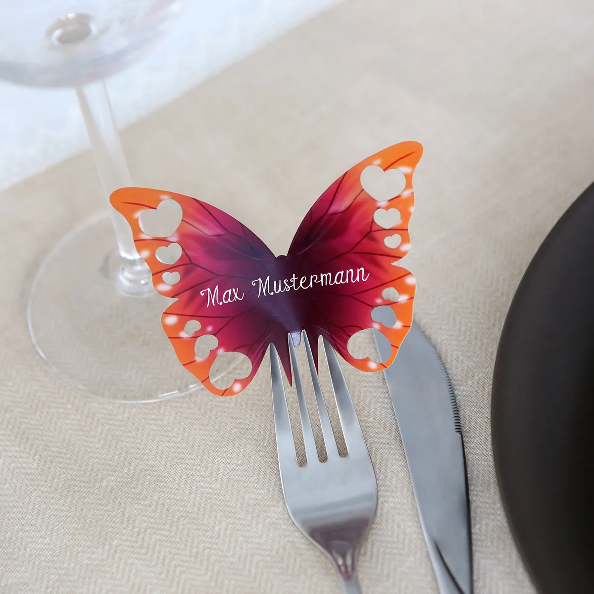 Tischkarten zur Hochzeit als Schmetterling - Lila