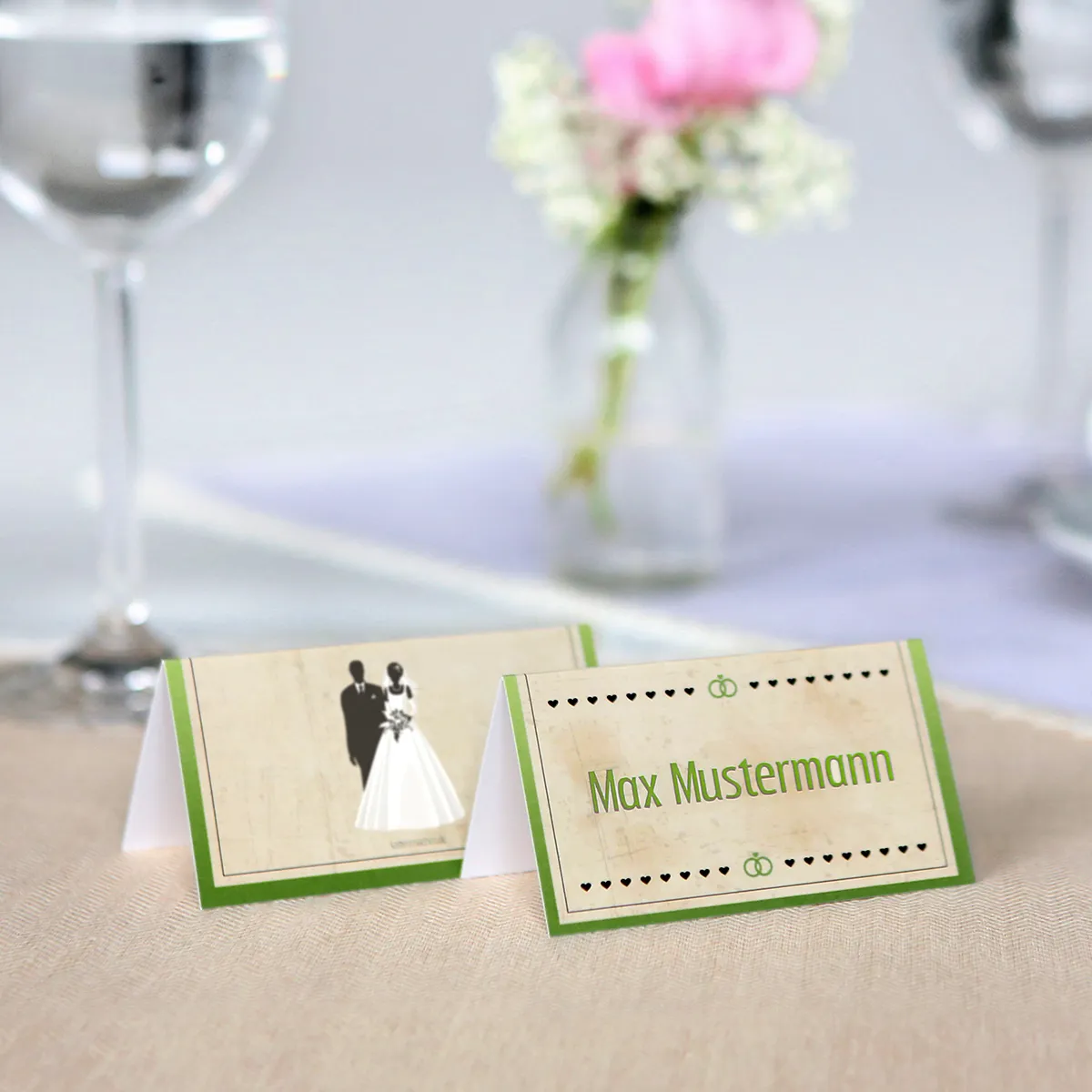 Tischkarten zur Hochzeit - Vintage Brautpaar in Grün