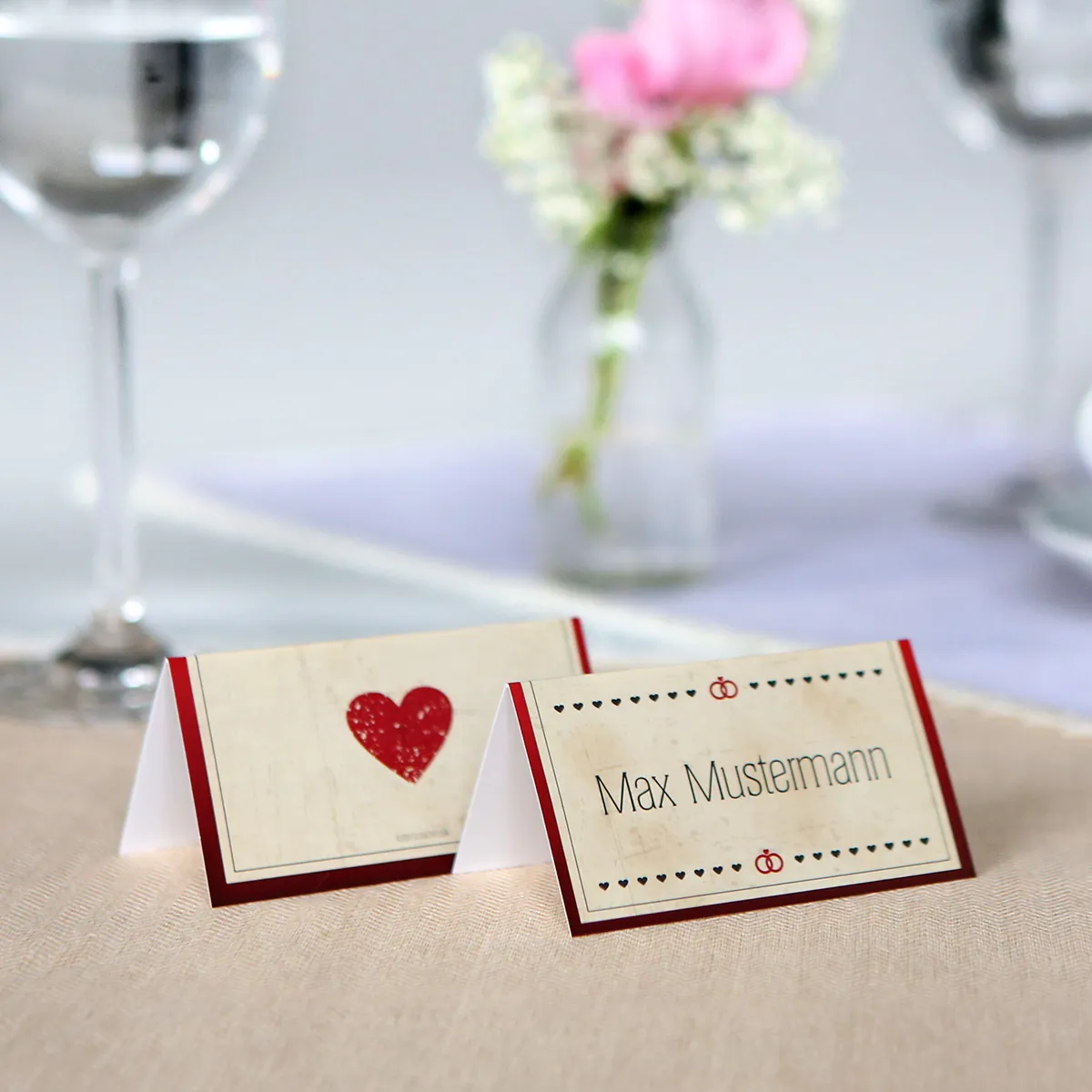 Tischkarten zur Hochzeit - Vintage Herz in Rot